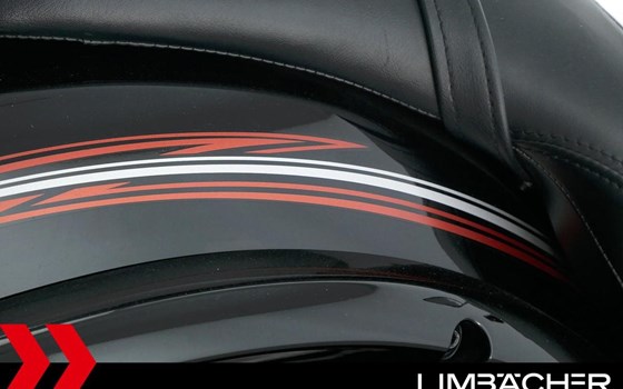 Gebrauchtmotorrad Kawasaki Vulcan 900 Classic Special - Bild 16