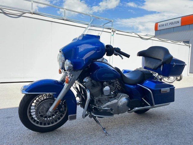 Harley-Davidson Electra Glide FLH (blau) - Bild 11