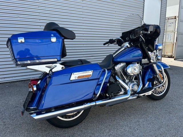 Harley-Davidson Electra Glide FLH (blau) - Bild 9