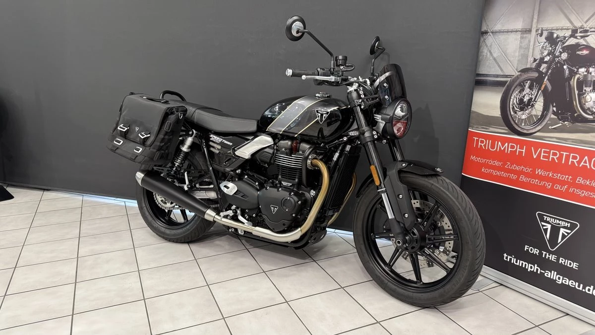 Triumph Speed Twin 900