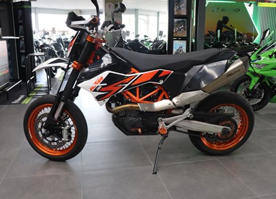 GEBRAUCHTFAHRZEUG KTM 690 SMC R