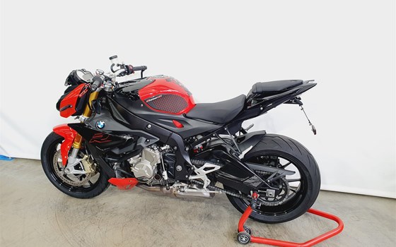 Gebrauchtmotorrad BMW S 1000 R - Bild 8