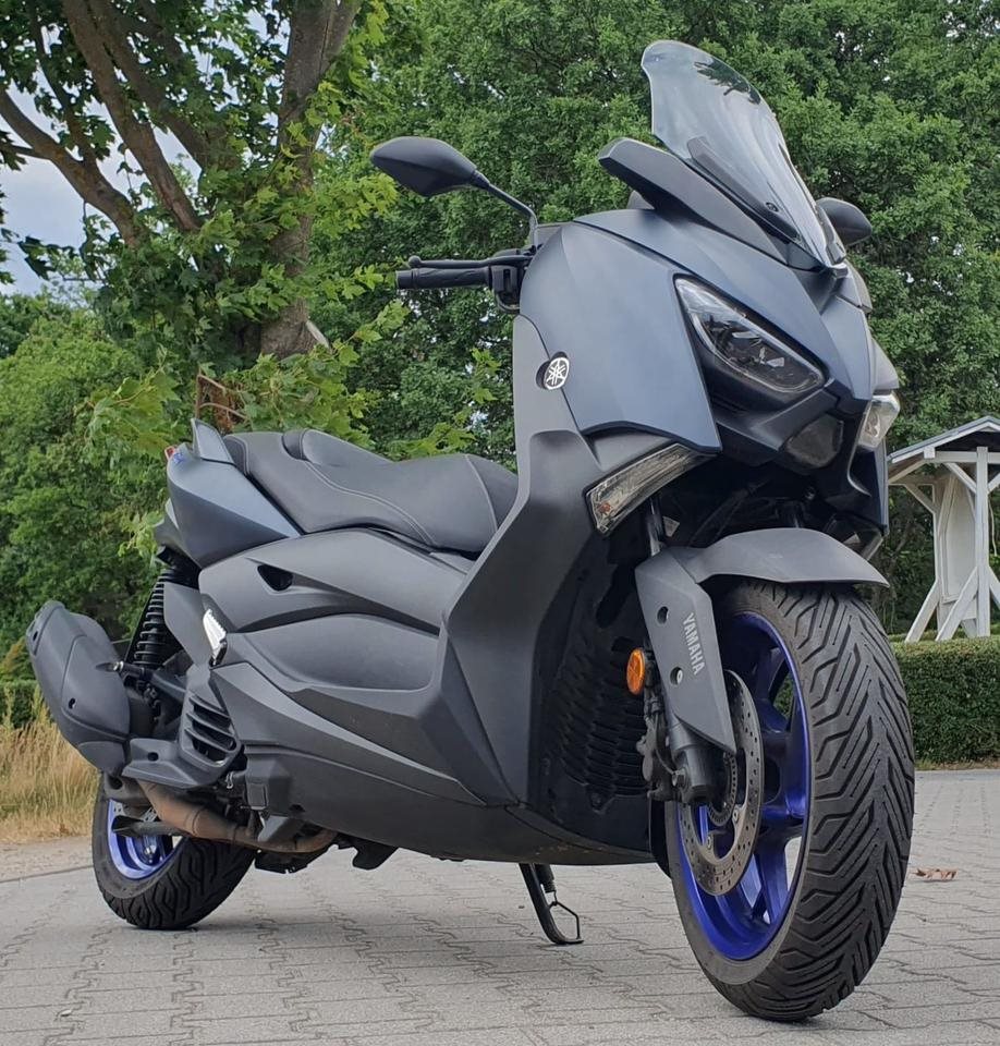 Yamaha XMAX 125