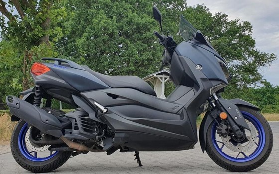 Gebrauchtmotorrad Yamaha XMAX 125 - Bild 2