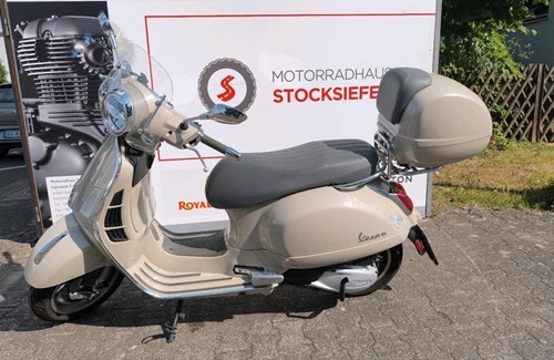 Gebrauchtmotorrad Vespa GTS 300