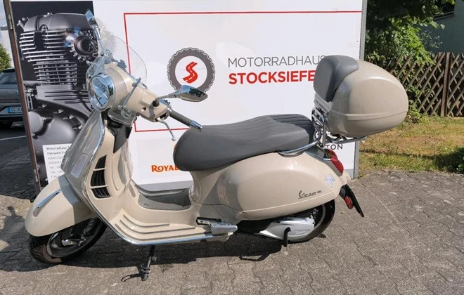 Vespa GTS 300