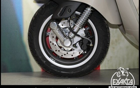 Neufahrzeug Vespa GTS 125 - Bild 22