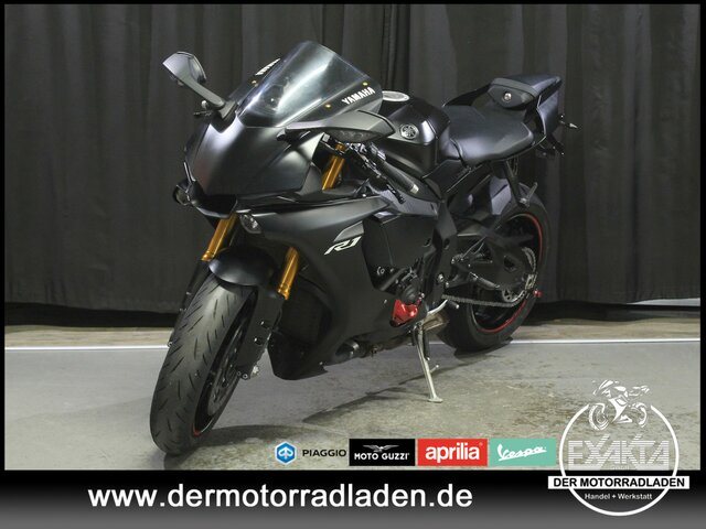 Yamaha R1