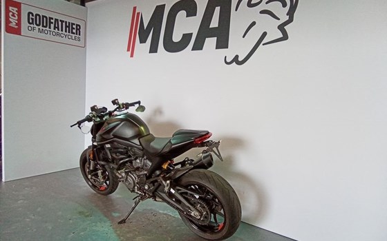 Gebrauchtmotorrad Ducati Monster + - Bild 7