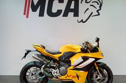Ducati Panigale V2 S
