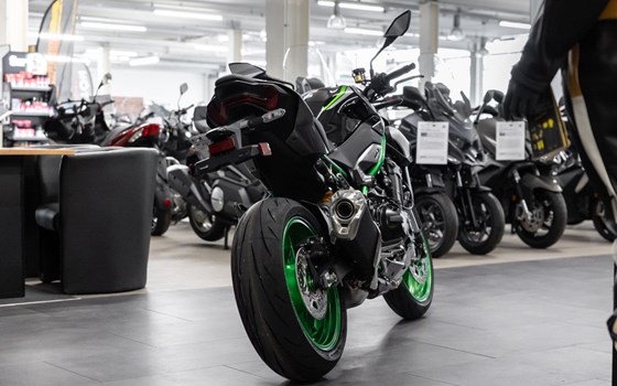 Neufahrzeug Kawasaki Z900 SE - Bild 6
