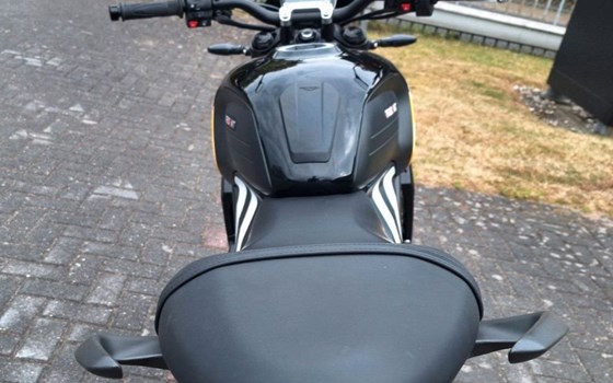 Gebrauchtmotorrad Triumph Trident 660 - Bild 9