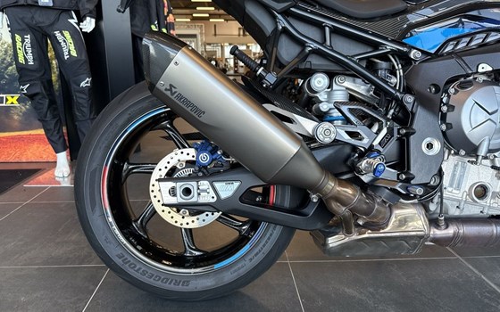Gebrauchtmotorrad BMW M 1000 R - Bild 9