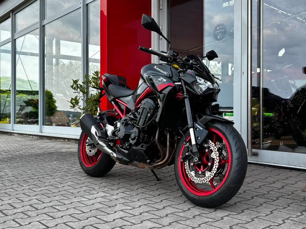Kawasaki Z900