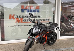 Neumotorrad KTM 390 Duke