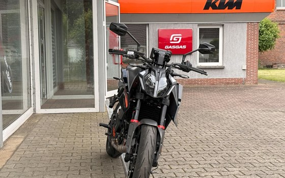 Neufahrzeug KTM 390 Duke - Bild 4