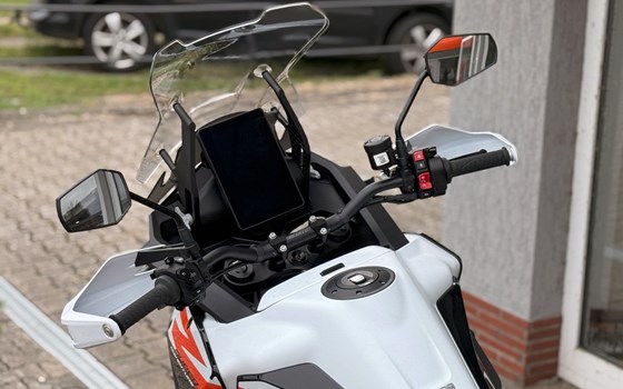 Neufahrzeug KTM 1390 Super Adventure S - Bild 12