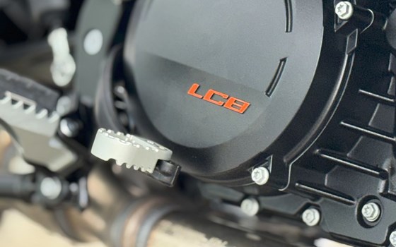 Neufahrzeug KTM 1390 Super Adventure S - Bild 17