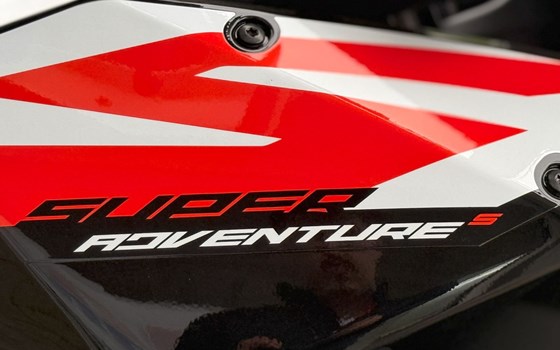 Neufahrzeug KTM 1390 Super Adventure S - Bild 8