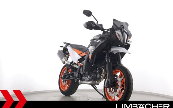 Gebrauchtmotorrad KTM 890 SMT - Bild 2