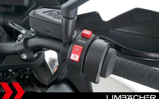 Gebrauchtmotorrad KTM 890 SMT - Bild 21
