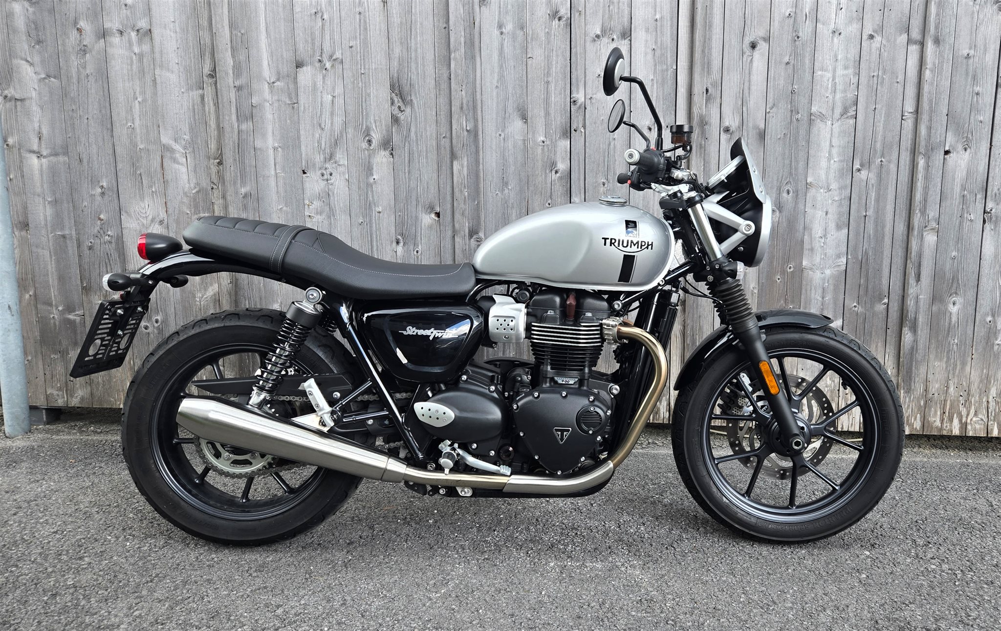 Triumph Street Twin