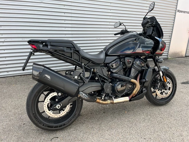 Harley-Davidson Pan America 1250 ST (schwarz) - Bild 8
