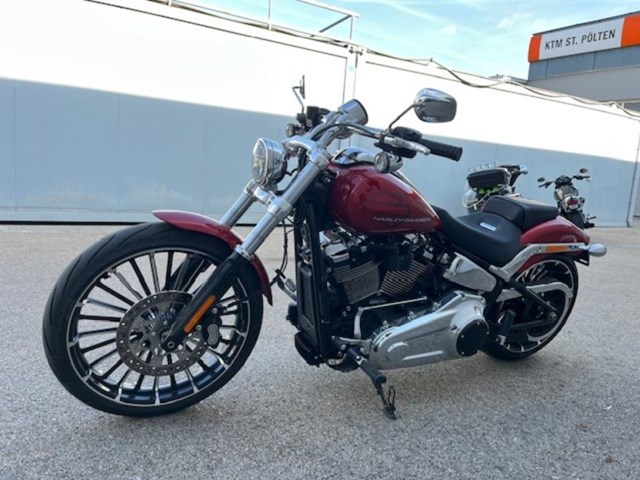 Harley-Davidson Softail Breakout 117 (rot) - Bild 10