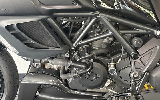 Gebrauchtmotorrad Ducati Diavel 1200 - Bild 10