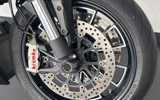 Gebrauchtmotorrad Ducati Diavel 1200 - Bild 7