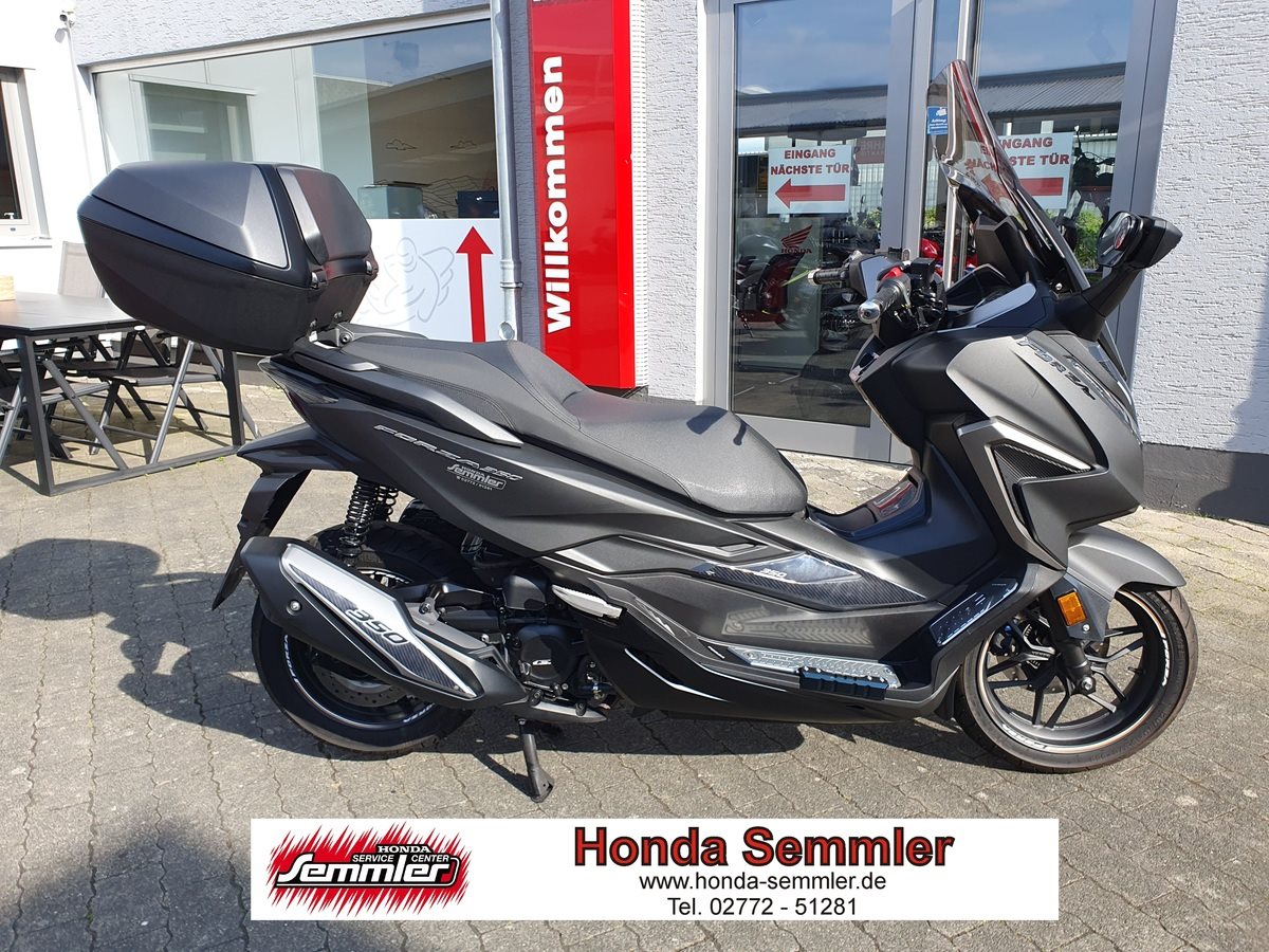 Honda Forza 350