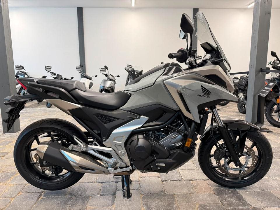 Honda NC750X DCT