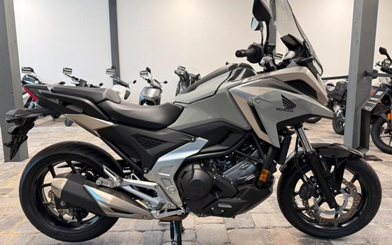 Gebrauchtmotorrad Honda NC750X DCT - Bild 1