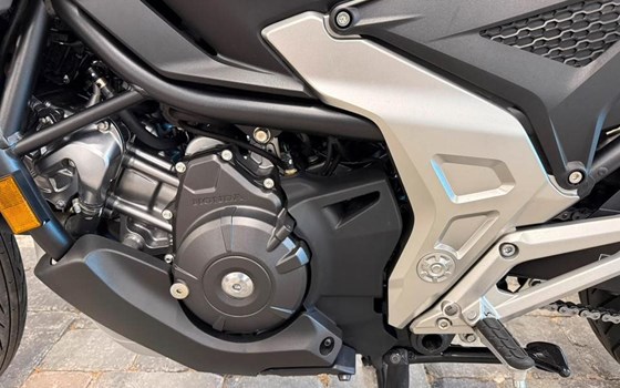 Gebrauchtmotorrad Honda NC750X DCT - Bild 10