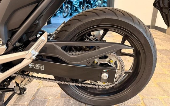 Gebrauchtmotorrad Honda NC750X DCT - Bild 11