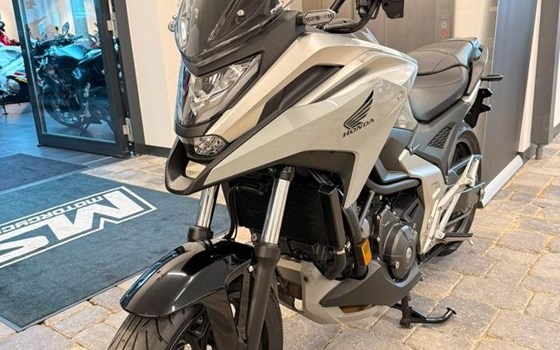 Gebrauchtmotorrad Honda NC750X DCT - Bild 12