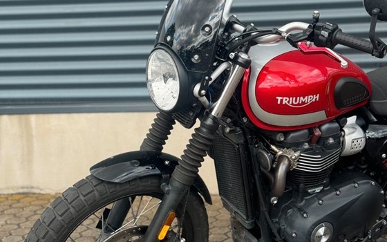 Gebrauchtmotorrad Triumph Street Scrambler - Bild 4