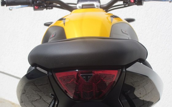 Gebrauchtmotorrad Triumph Trident 660 - Bild 13