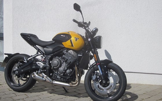 Gebrauchtmotorrad Triumph Trident 660 - Bild 21