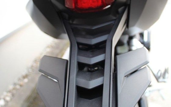 Gebrauchtmotorrad Honda CB650R - Bild 18