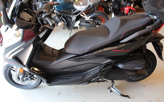 Gebrauchtmotorrad Honda Forza 350 Special Edition - Bild 1