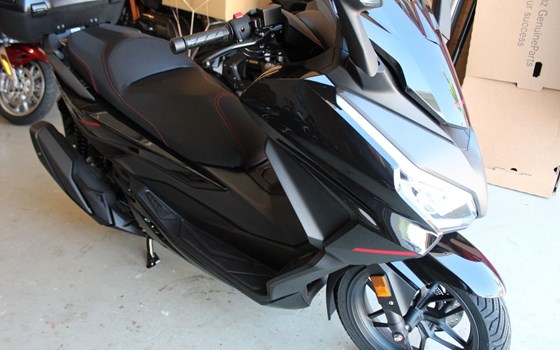 Gebrauchtmotorrad Honda Forza 350 Special Edition - Bild 5