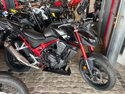 CB750 Hornet E-Clutch