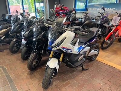 X-ADV