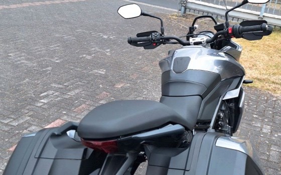 Gebrauchtmotorrad Triumph Tiger Sport 660 - Bild 7