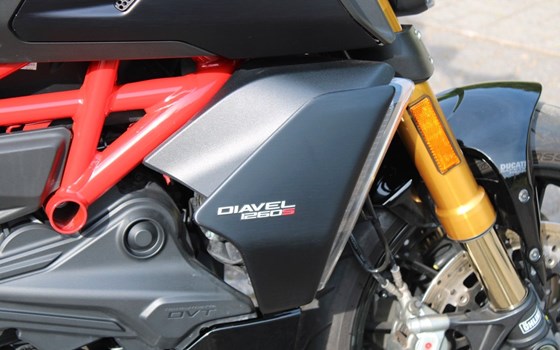 Gebrauchtmotorrad Ducati Diavel 1260 S - Bild 19