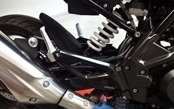Gebrauchtmotorrad BMW G 310 R - Bild 6
