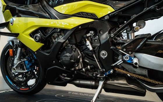 Gebrauchtmotorrad BMW M 1000 RR - Bild 10