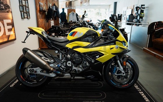 Gebrauchtmotorrad BMW M 1000 RR - Bild 3