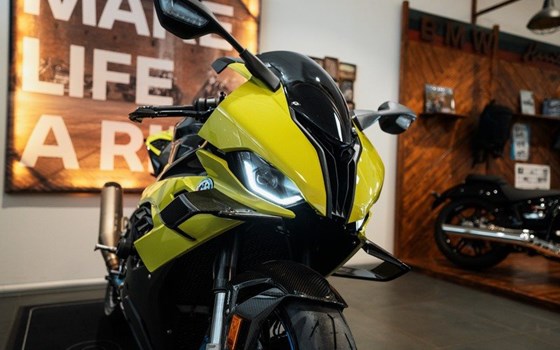 Gebrauchtmotorrad BMW M 1000 RR - Bild 6